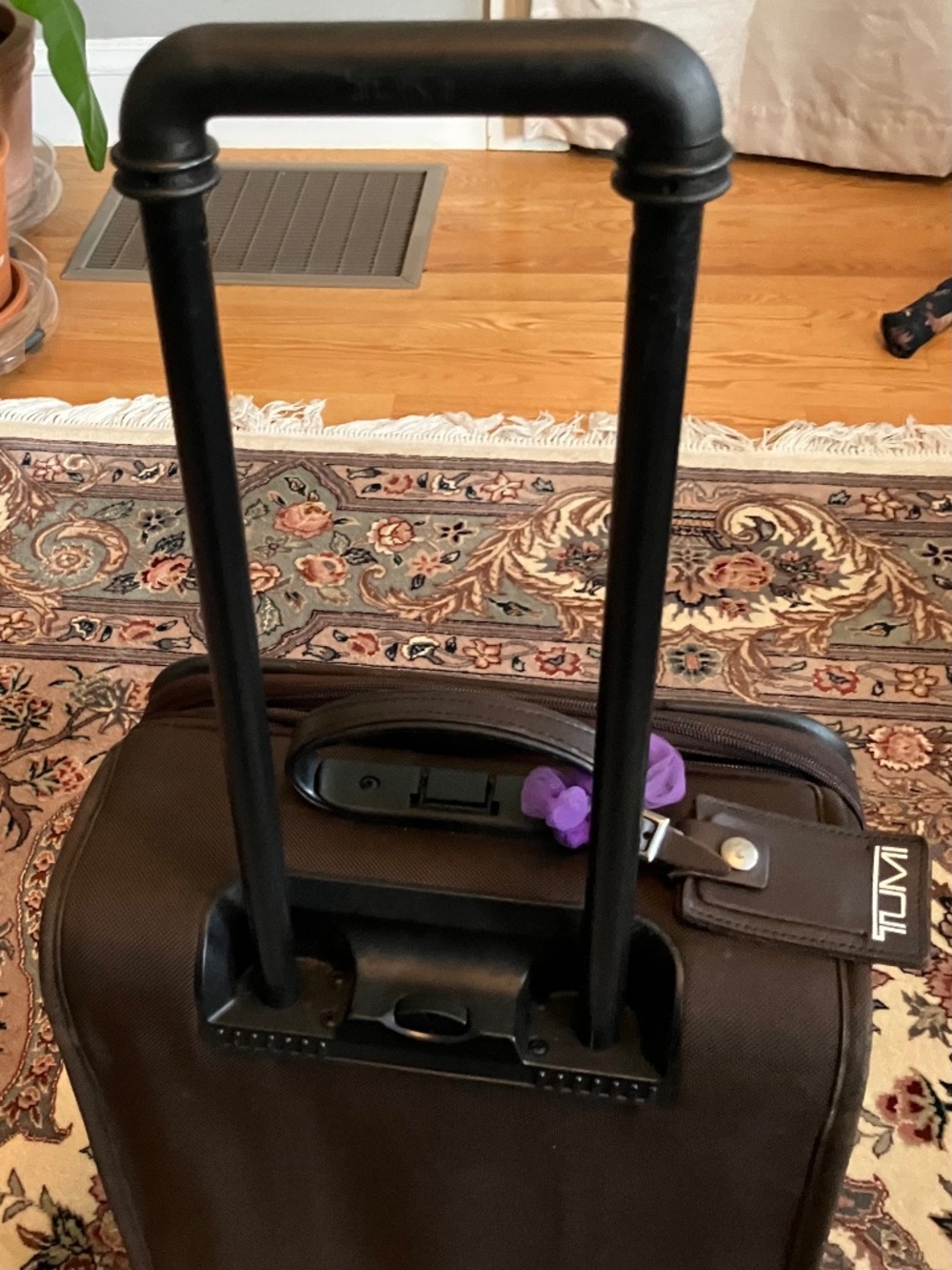 Tumi Choc Brn Vintage Luggage - Wheeled 22" Suitcase 2279B3